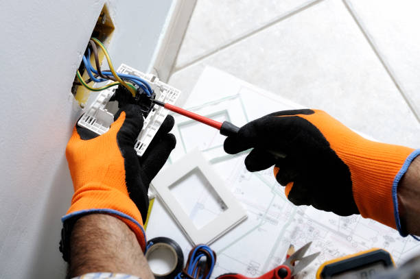 Best Emergency Electrical Repair Services  in Warwick, RI